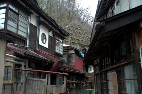 台温泉の町並み02